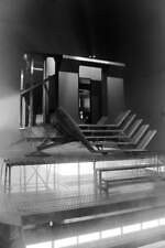 モンクレール + リック・オウエンス 24年秋冬、放射状キルティングのダウンジャケットなど｜写真4