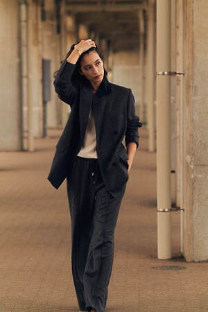 リュンヌ(L'UNE) 2024-25年秋冬ウィメンズコレクション  - 写真6