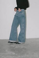 パンのレショップ限定ロールアップデニム、“淡いアイスウォッシュ”のメンズワイドジーンズ｜写真3