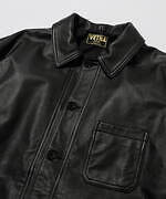 ベトラのビオトープ限定レザーカバーオール、シボ感ゴートレザー×抜け感のあるオーバーサイズで｜写真2