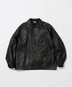 ベトラのビオトープ限定レザーカバーオール、シボ感ゴートレザー×抜け感のあるオーバーサイズで｜写真1