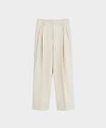 ステュディオス×トゥデイフル、“ふわっと”オーバーサイズなダウンジャケット＆ペインターパンツ｜写真2