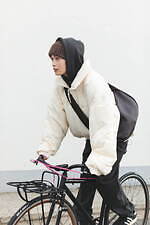 ステュディオス×トゥデイフル、“ふわっと”オーバーサイズなダウンジャケット＆ペインターパンツ｜写真17