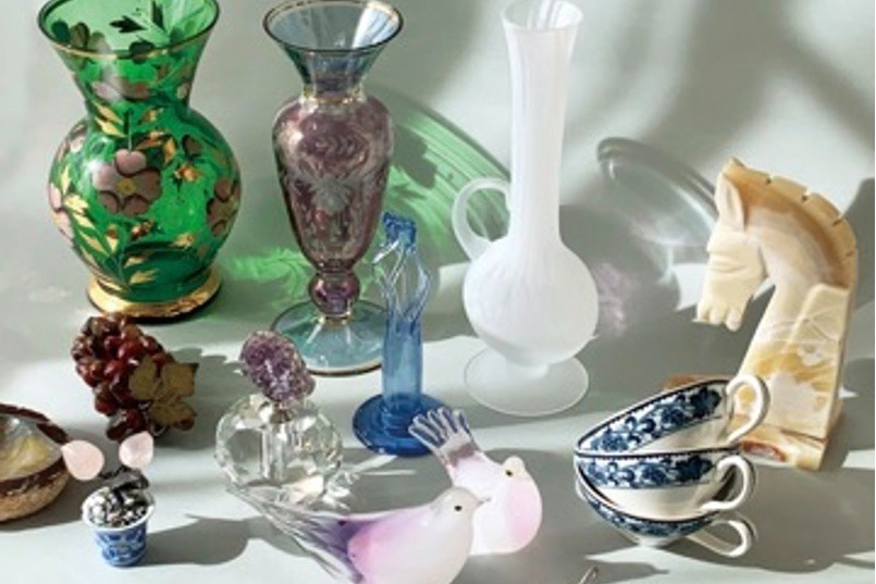 アンティーク・ヴィンテージ｜「丸の内アンティークマーケット」東京・丸の内仲通りにアンティーク＆ヴィンテージ24店舗が集結