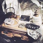 「丸の内アンティークマーケット」東京・丸の内仲通りにアンティーク＆ヴィンテージ24店舗が集結｜写真2