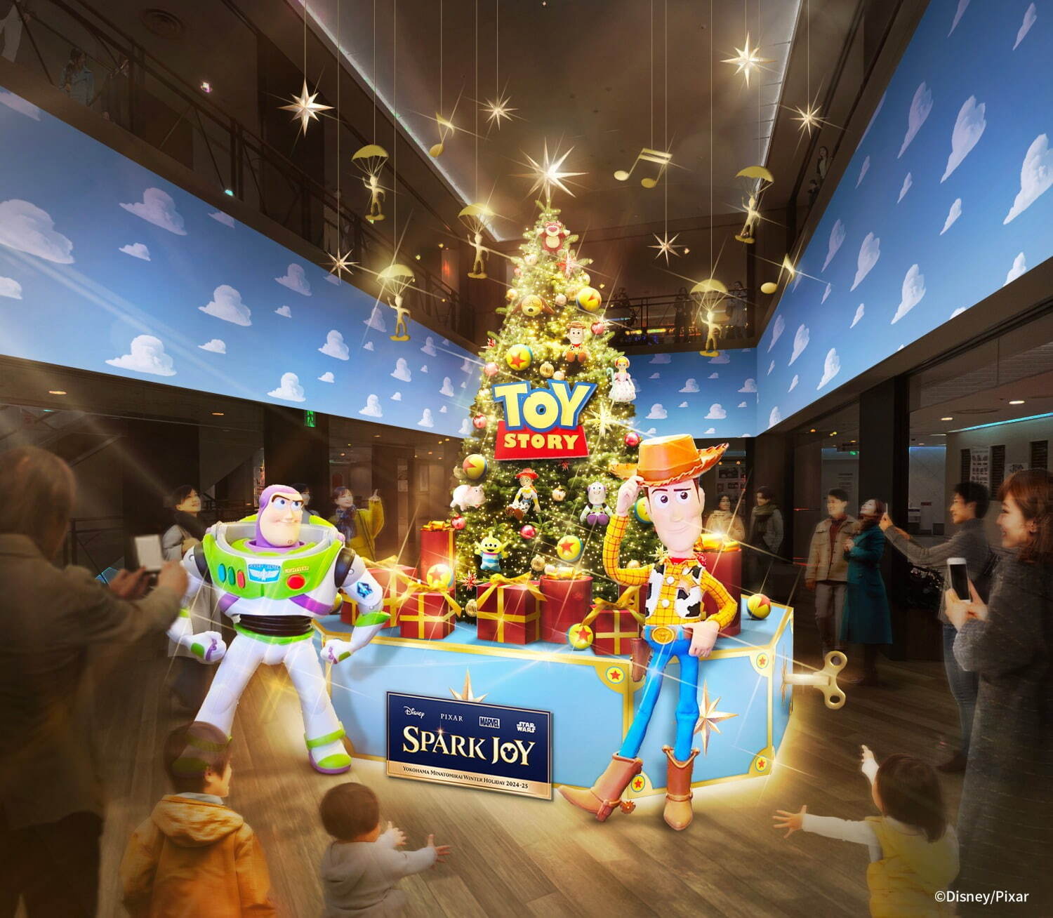 横浜みなとみらい24年クリスマス・新年イベント - ディズニーやピクサーのツリー＆フォトスポット｜写真23