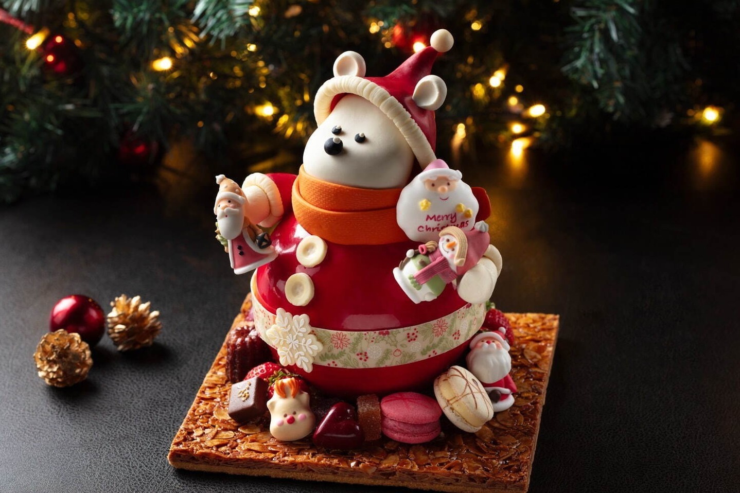 アニヴェルセルの2023年クリスマスケーキ、“まるでツリー”な