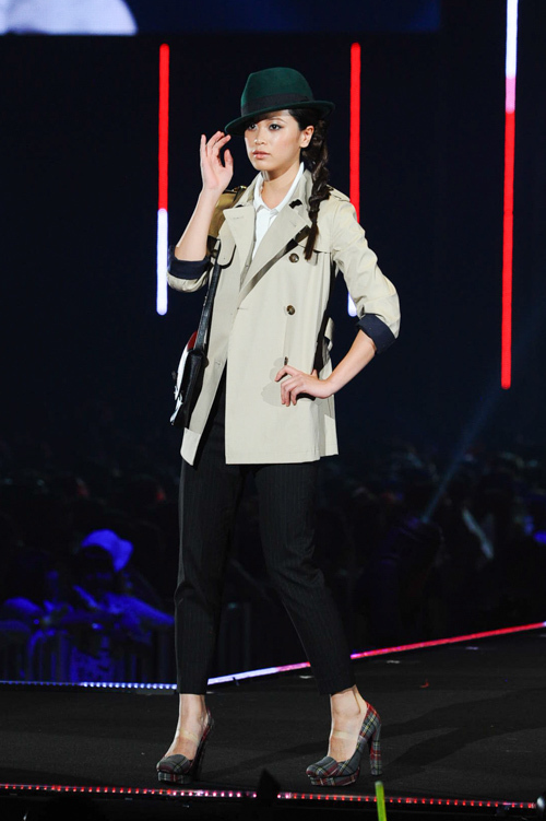 東京ガールズコレクション 2014 part2 - ローラ、土屋アンナ、渡辺直美などが登場｜写真35