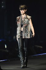 東京ガールズコレクション 2014 part4 - 土屋アンナ、香里奈などフィナーレにはモデルが集結｜写真34