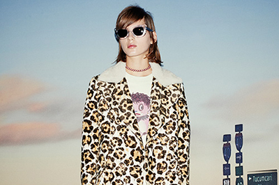 コーチ 2015年春コレクション - ノスタルジック＆エネルギッシュに彩るコーチガールの旅