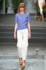 シャルル アナスタス(Charles Anastase)のロマンティックなガーリッシュな2011年春夏コレクション｜写真9