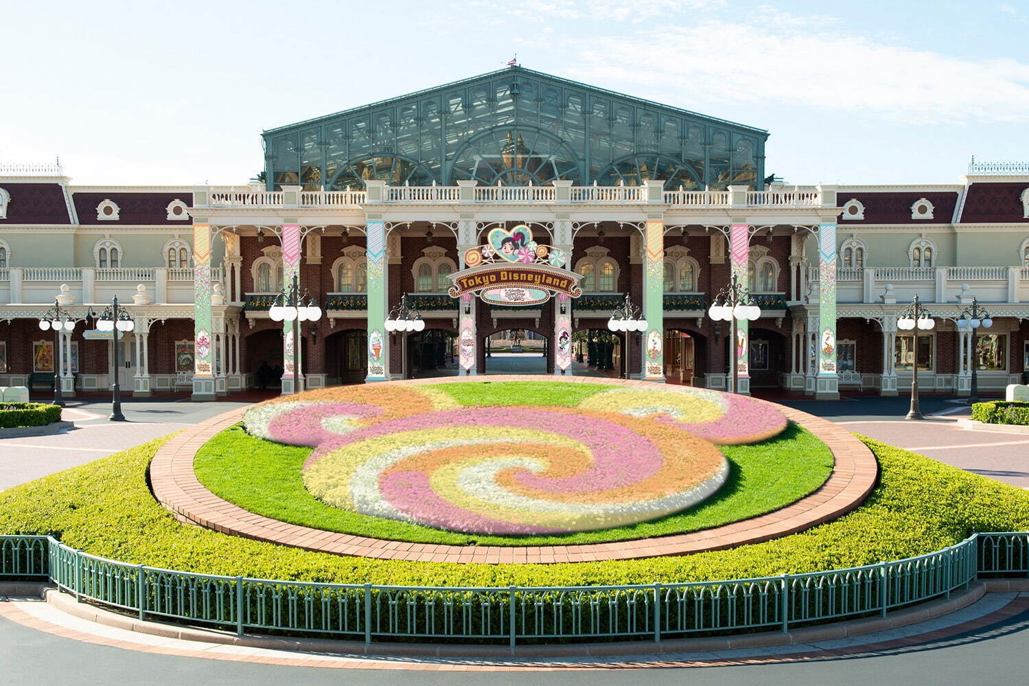 ディズニー パルパルーザ ヴァネロペ ネックポーチ 大人げ