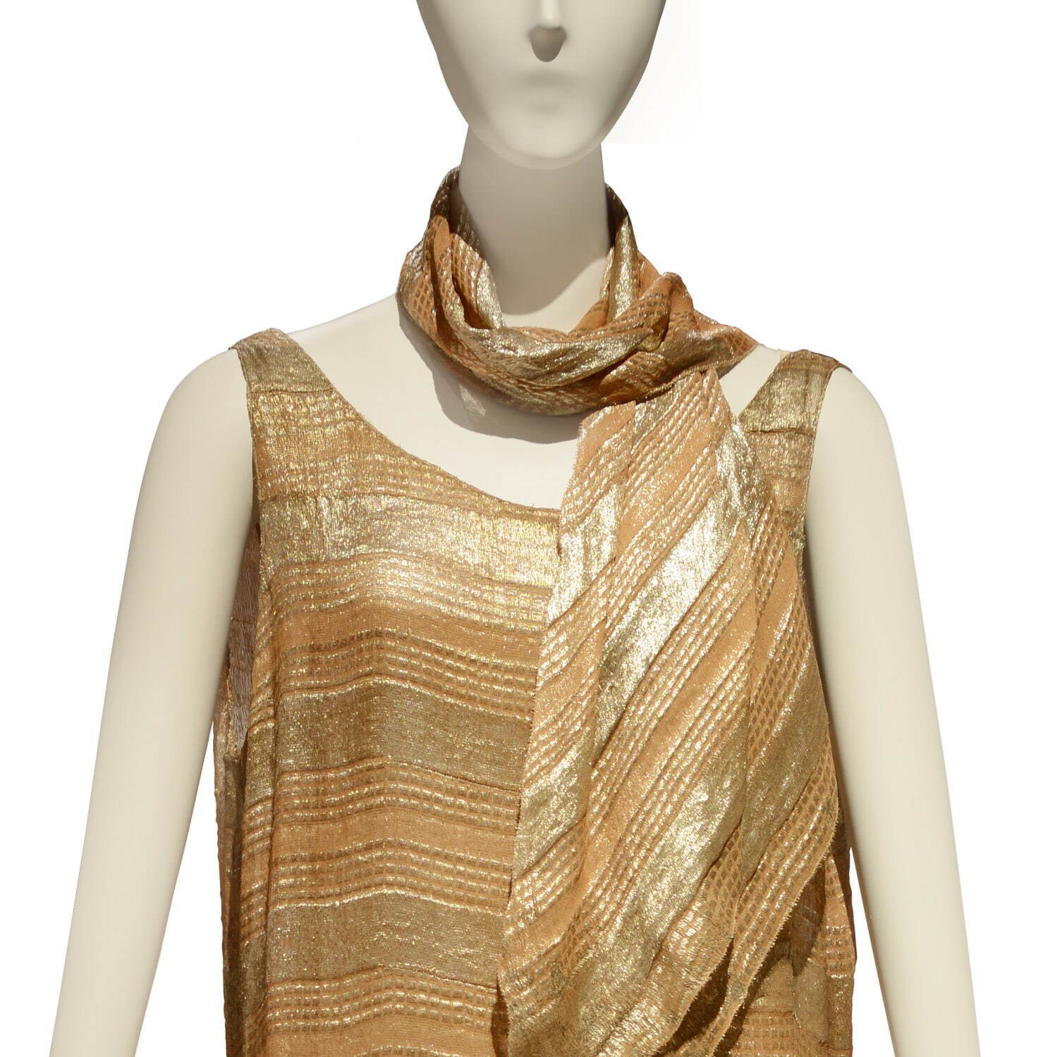 ガブリエル・シャネル イヴニング・ドレス
1926年頃 神戸ファッション美術館蔵