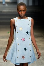 ハウス オブ ホランド(House of Holland)のグラマラスな2011年春夏コレクション｜写真15