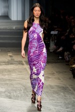 ハウス オブ ホランド(House of Holland)のグラマラスな2011年春夏コレクション｜写真32