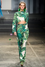 ハウス オブ ホランド(House of Holland)のグラマラスな2011年春夏コレクション｜写真36