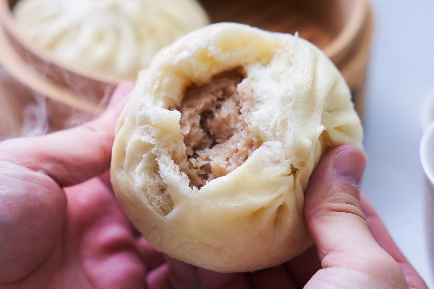 行列｜551 蓬莱 創業者の孫が味を再現した豚饅専門店「羅家 東京豚饅」吉祥寺、川崎にオープン