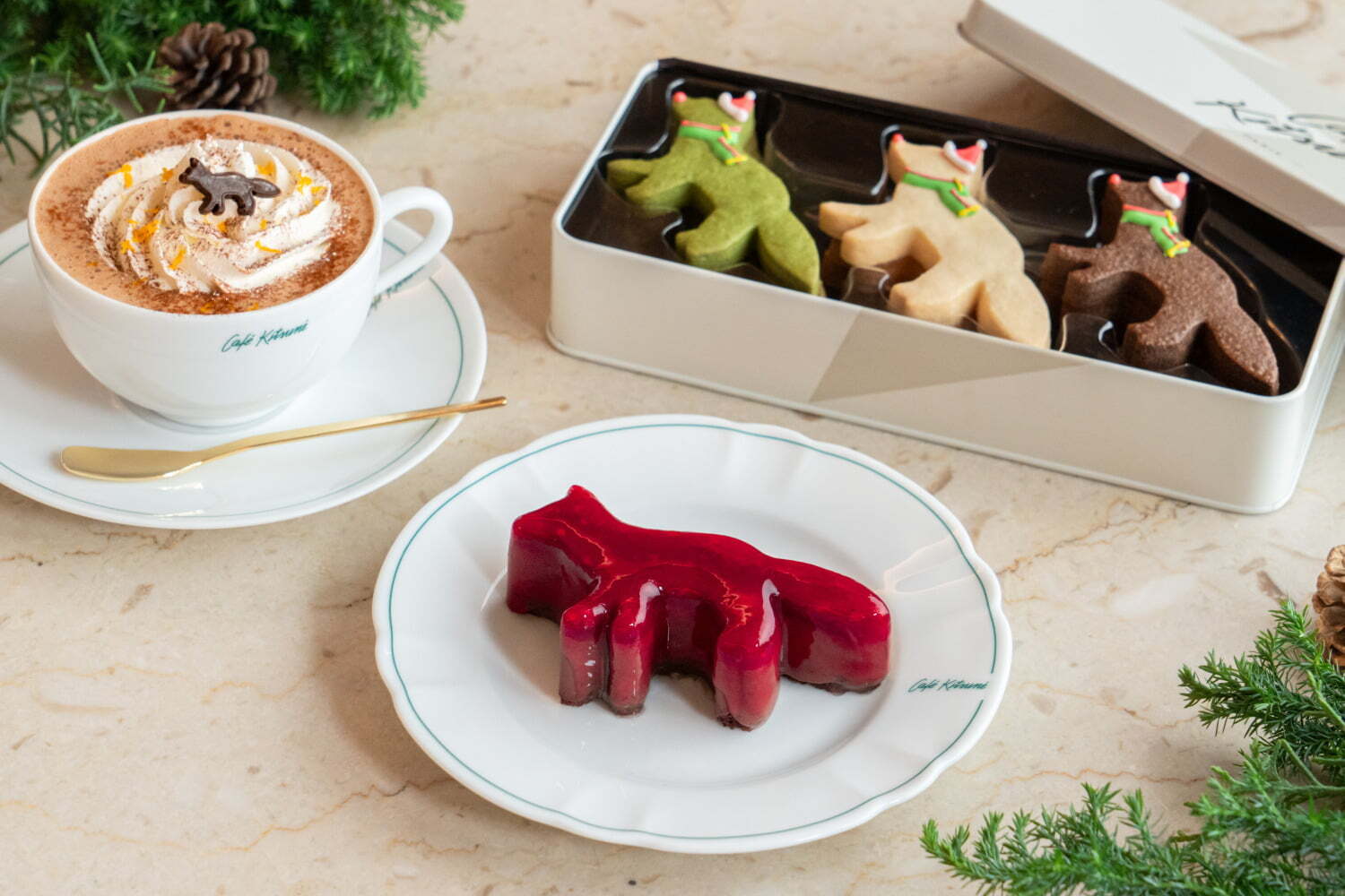 ビスキュイ｜カフェ キツネの24年冬限定メニュー、“真っ赤”なキツネ型チョコレートムースやオレンジ香るカフェモカ