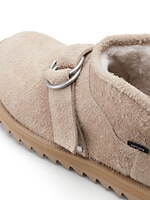 ネイバーフッド×スイコックの24秋冬スリッポンブーツ、リングベルトや型押しネームラベルを配して｜写真8