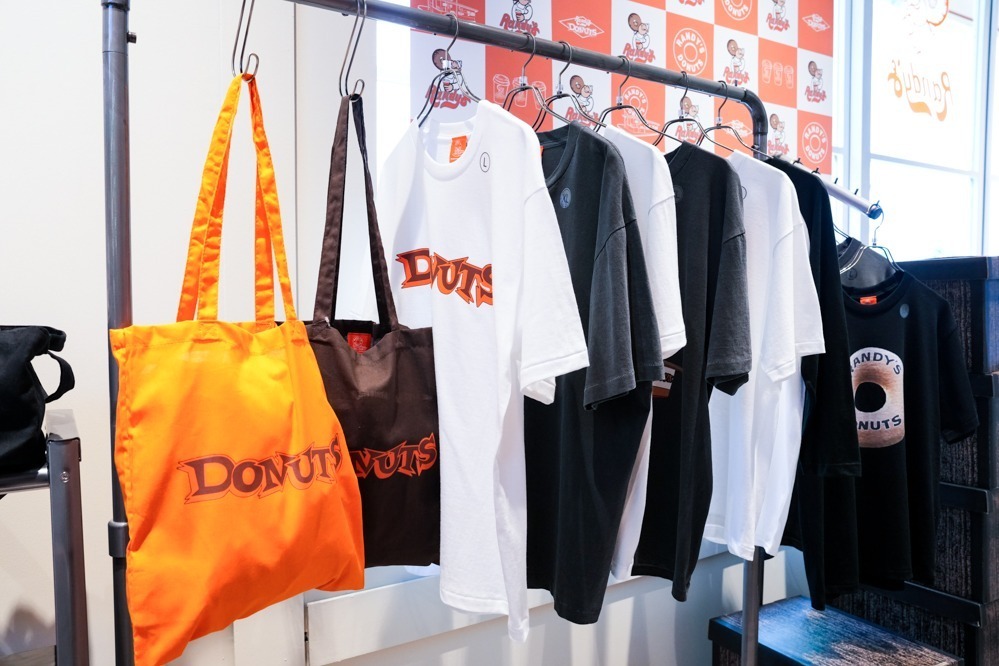 「ランディーズドーナツ」LA発ドーナツショップが東京・代官山に！カスタード入り“青空”着想ドーナツも｜写真22