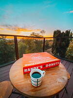 LA発「ランディーズドーナツ」が東京・代官山にオープン、カスタード入り“青空”着想ドーナツも｜写真42