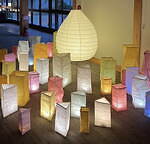 香川県の特別名勝「栗林公園」紅葉ライトアップ、幻想的な湖の水面＆夜間限定の周遊和船も｜写真6