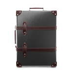 グローブ・トロッター 青山限定スーツケース、チャコールボディ×北極星モチーフのライニング｜写真3