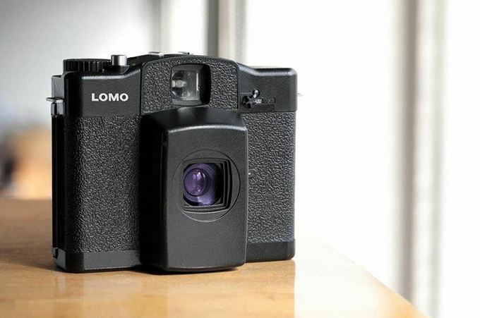 ロモグラフィーから中判カメラ「LC-A 120」登場、全世界限定500台の