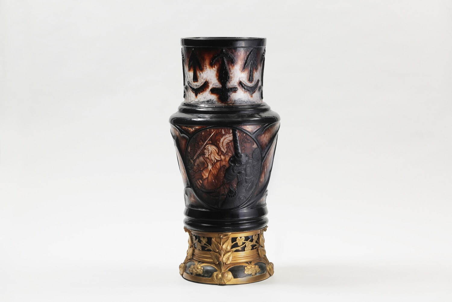 エミール・ガレ 《花器「ジャンヌ・ダルク」》 1889年 大一美術館