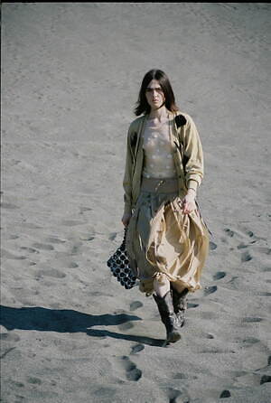 リブ ノブヒコ(RIV NOBUHIKO) 2025年春夏ウィメンズコレクション  - 写真18