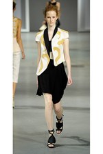 3.1 フィリップ リム 2015年春夏コレクション - 無防備な官能性が潜む、ベッドルームの世界｜写真9