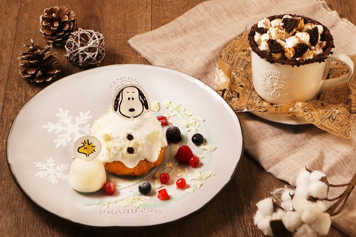 ピーナッツ カフェからスヌーピー＆ウッドストックの“雪だるま”ケーキ、焼きマシュマロとろけるココアも｜レイヤード 久屋大通パーク
