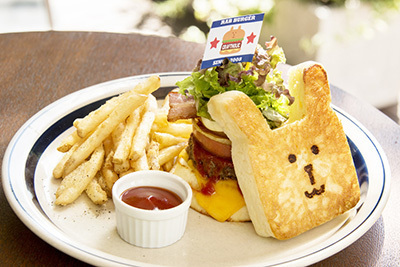 「クラフトホリックカフェ」