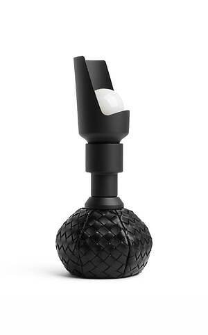 ボッテガ・ヴェネタ(BOTTEGA VENETA) モデル600｜写真1
