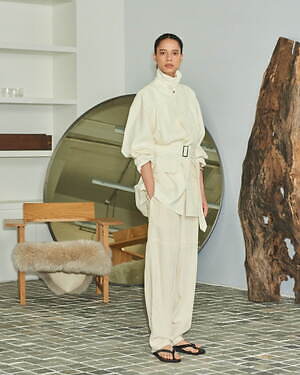 イレーヴ(YLÈVE) 2025年春夏ウィメンズ&メンズコレクション  - 写真2