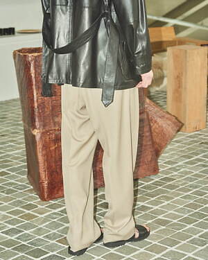 イレーヴ(YLÈVE) 2025年春夏ウィメンズ&メンズコレクション  - 写真8