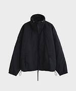 ウジョーの“ハイネック”ナイロンブルゾン＆ショート丈のモーターサイクルコート、ステュディオス限定で｜写真5