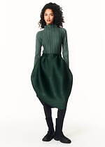 プリーツ プリーズ イッセイ ミヤケ新作ウェア、“宇宙風景”のワンピースやUFO型スカート｜写真5