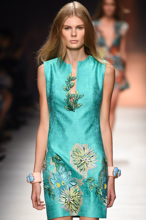 ブルマリン(Blumarine) 2015年春夏ウィメンズコレクション  - 写真13