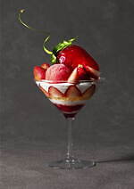 八芳園、日本庭園が青一色に染まるライトアップイベント「トウキョウブルーガーデン 2024-2025」｜写真3