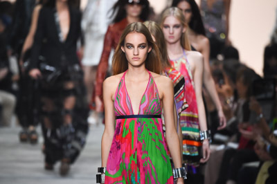 ロベルト カヴァリ(roberto cavalli) コレクション ロベルト カヴァリ(roberto cavalli) コレクション