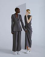 OAO×ハルノブムラタ“ゴールドプレート煌めく”厚底レザースニーカー、オールホワイトorブラック｜写真17