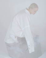 OAO×ハルノブムラタ“ゴールドプレート煌めく”厚底レザースニーカー、オールホワイトorブラック｜写真29