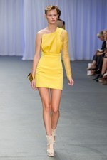 光と色彩が織り成す、エミリオ デ ラ モレナの2011年春夏コレクション：ロンドン・ファッション・ウィーク｜写真12