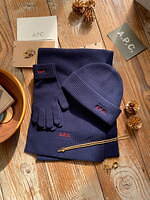 A.P.C.クリスマスプレゼント特集＜予算別＞恋人や家族に贈りたいおしゃれバッグやロゴマフラー｜写真13