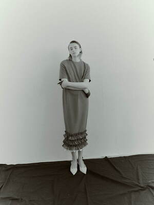 ヒュー・デイ・トゥ・イブニング	(hue DAY TO EVENING) 2025年春夏ウィメンズコレクション  - 写真16