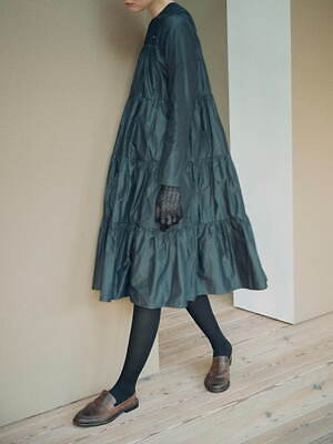 ヒュー・デイ・トゥ・イブニング	(hue DAY TO EVENING) 2024-25年秋冬ウィメンズコレクション  - 写真29