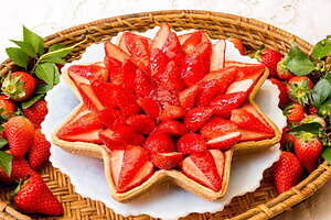 キル フェ ボンの冬限定タルト、“雪の結晶風クリーム”オレンジチョコレートやイチゴショート風｜写真30