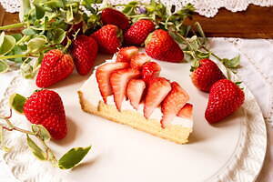 キル フェ ボンの冬限定タルト、“雪の結晶風クリーム”オレンジチョコレートやイチゴショート風｜写真19