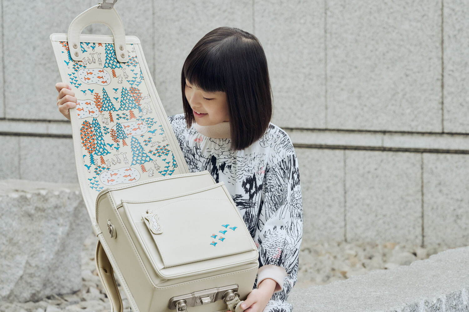 土屋鞄のランドセル スモーク 「ミナ ペルホネン」とのコラボです。 - キッズ用品